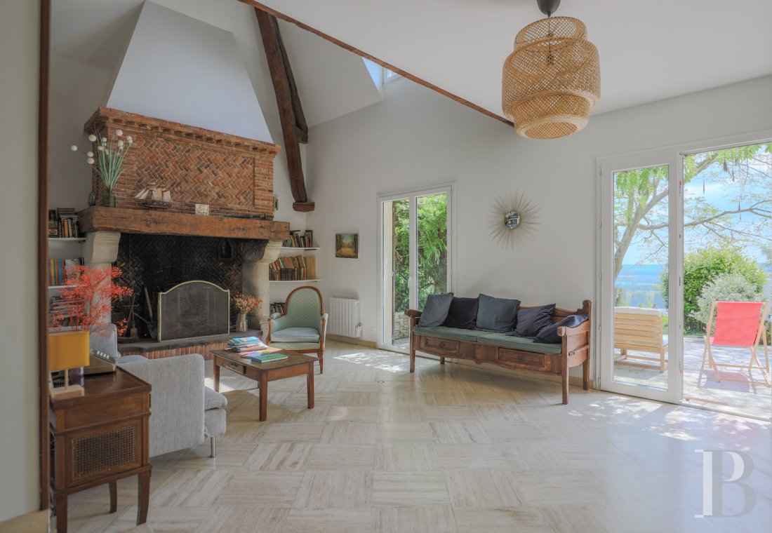 En Normandie, dans le parc régional des Boucles de la Seine, une villa de style anglo-normand - photo  n°10
